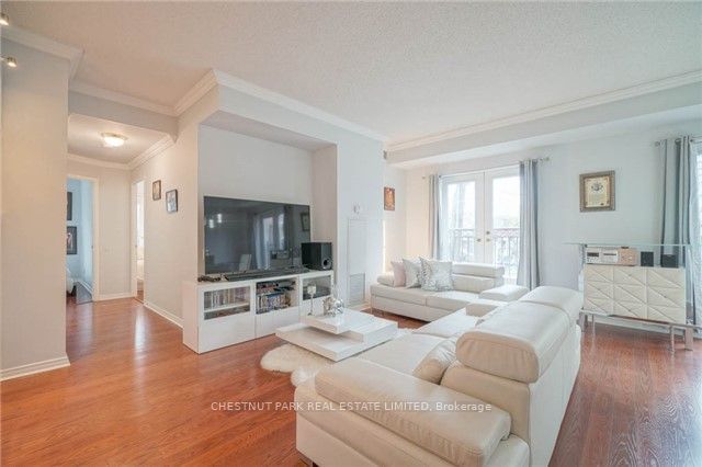 120 Lombard St, unit 208 for rent