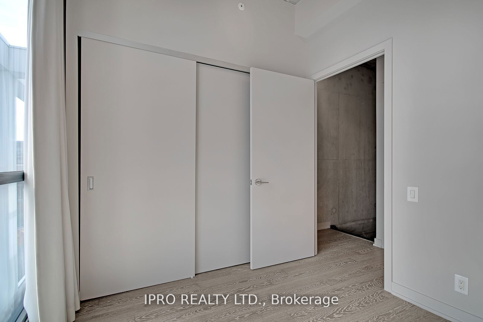 39 Brant St, unit PH12 for rent