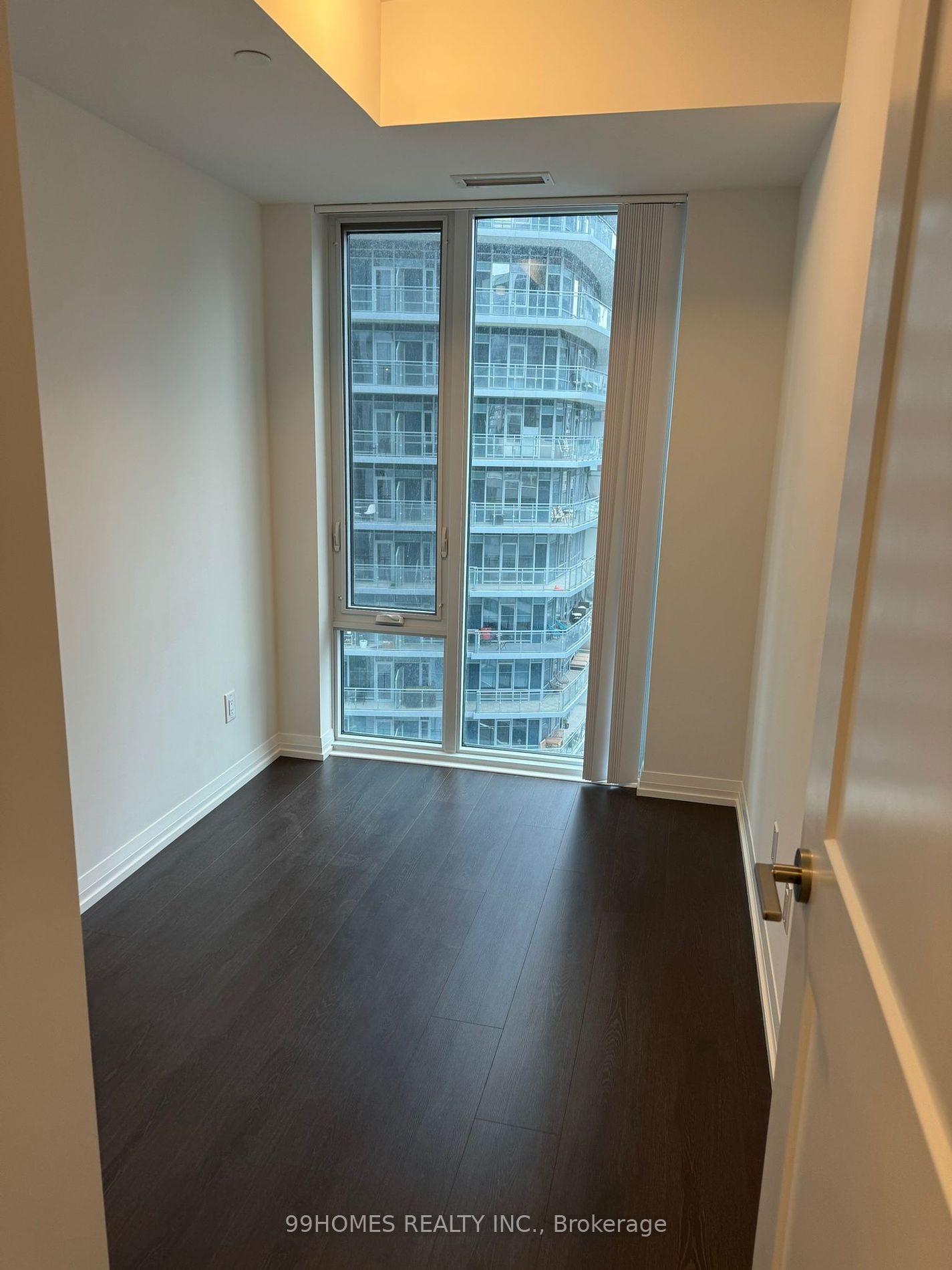 8 Widmer St, unit 2609 for rent