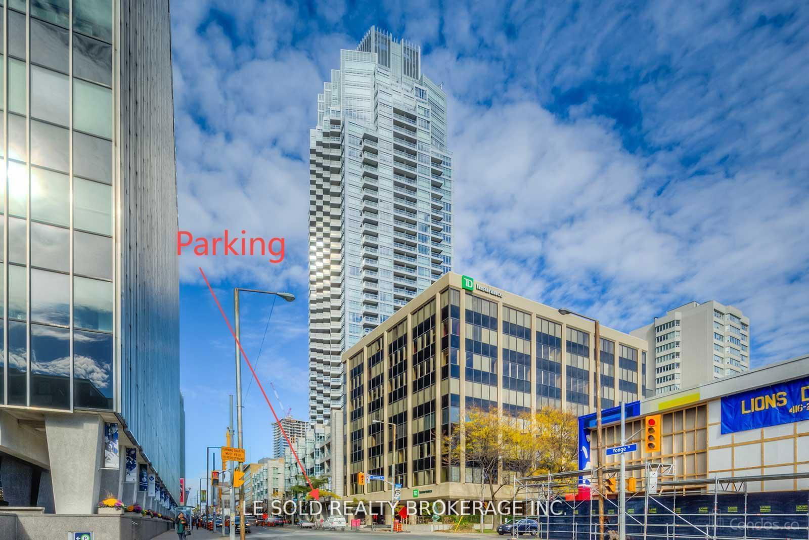 2191 Yonge St, unit 1502 Rm for rent