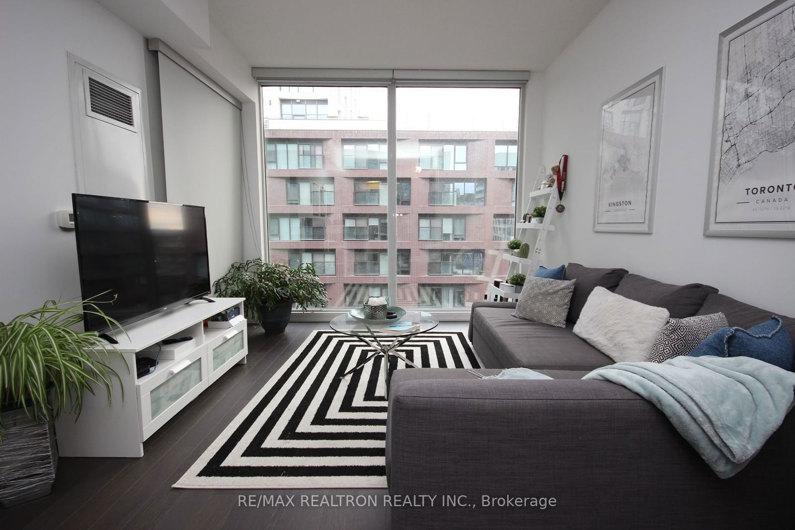 455 Front St E, unit S508 for rent