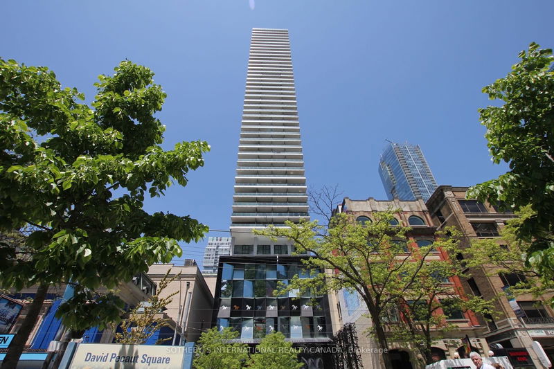 224 King Street West St W, unit 1907 for sale