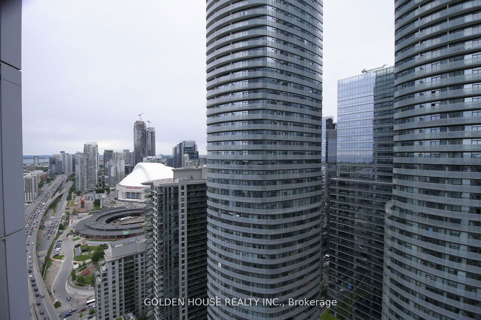 10 York St, unit 3803 for sale