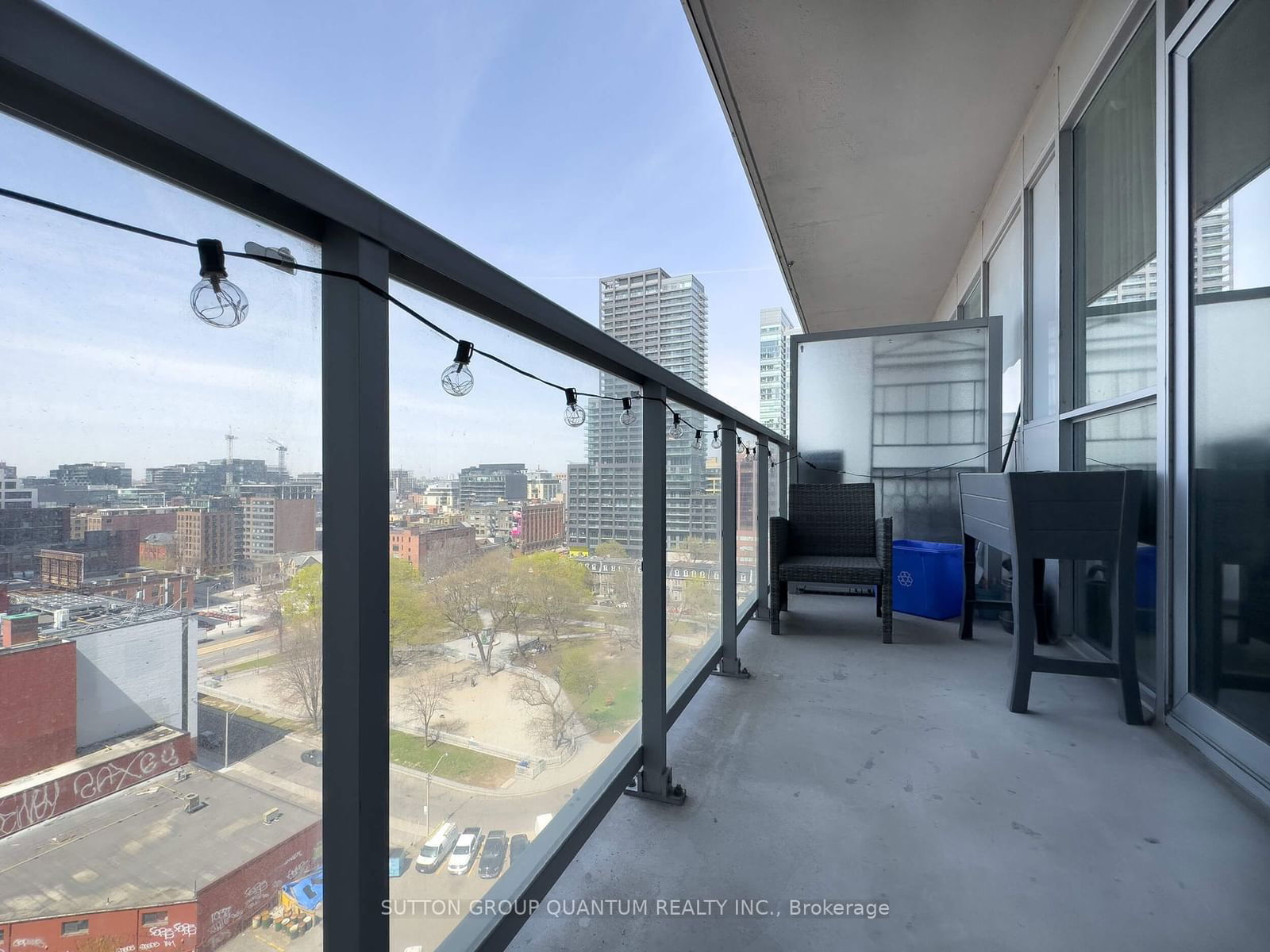 352 Front St W, unit 1412 for rent