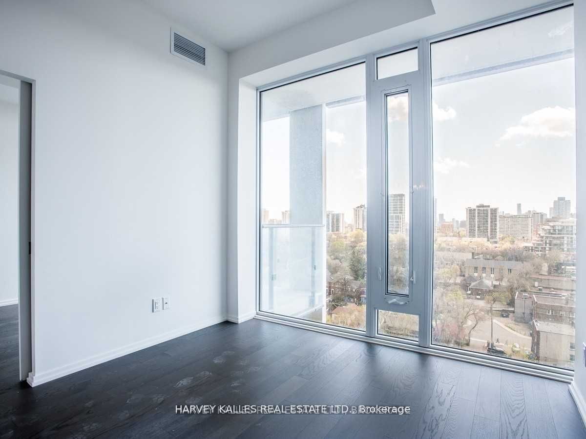 8 Hillsdale Ave E, unit 1524 for rent