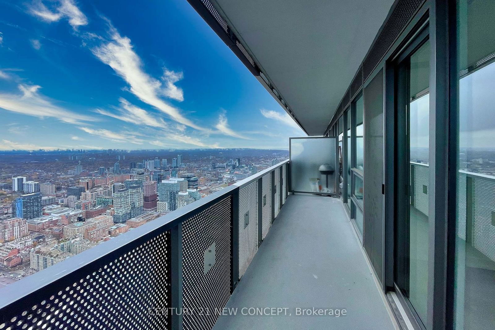 55 cooper St, unit 7702 for sale