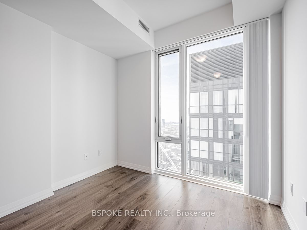 8 Widmer St, unit SPH01 for rent