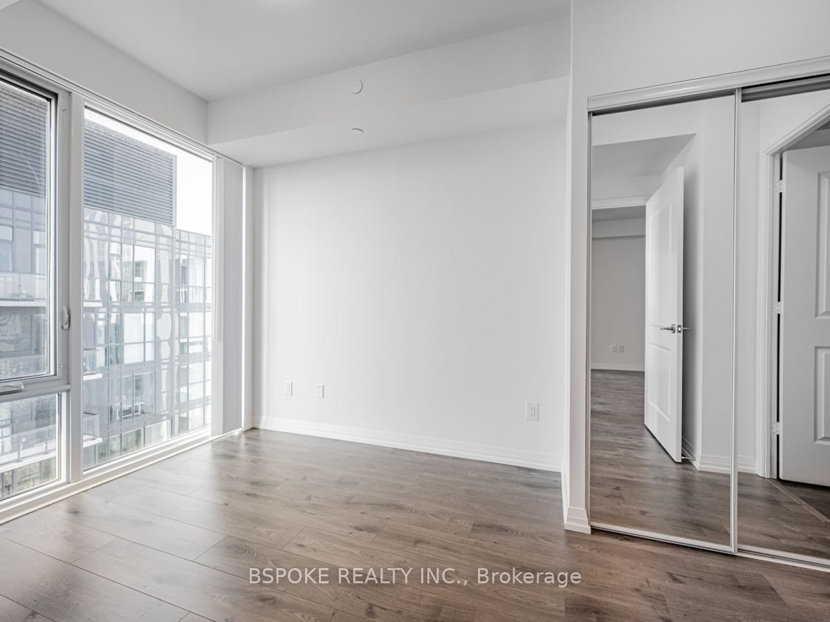 8 Widmer St, unit SPH01 for rent