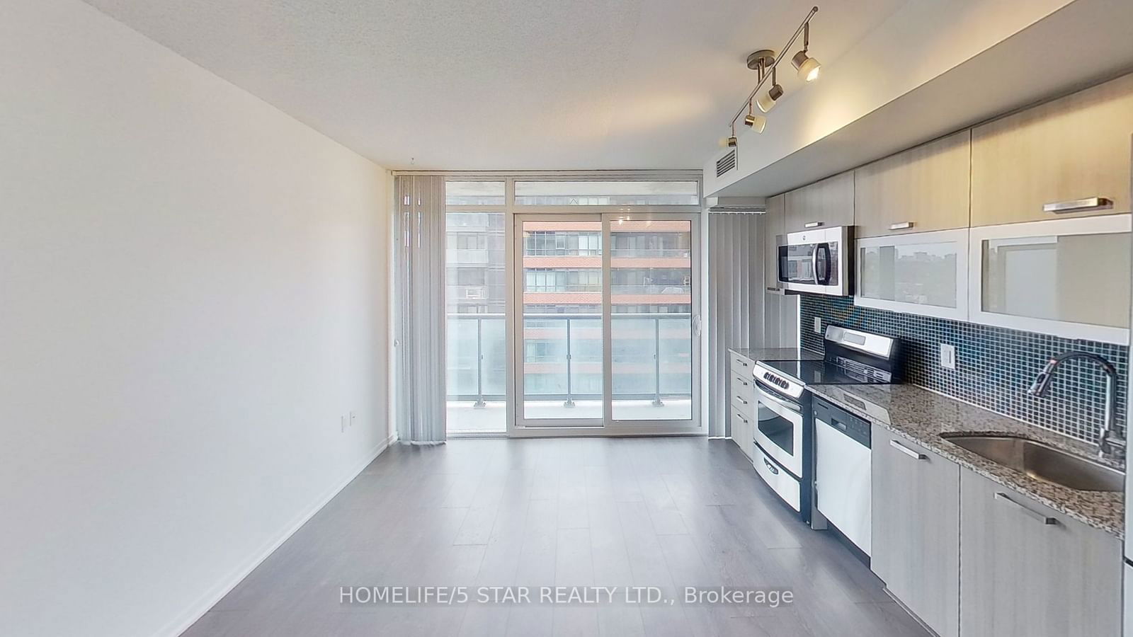 36 Lisgar St, unit 1107E for rent