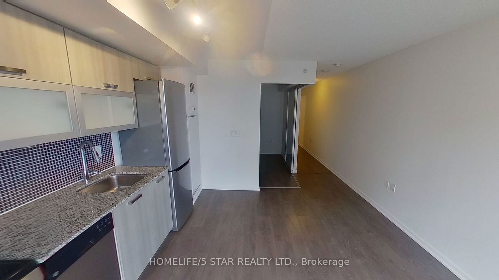 36 Lisgar St, unit 1107E for rent