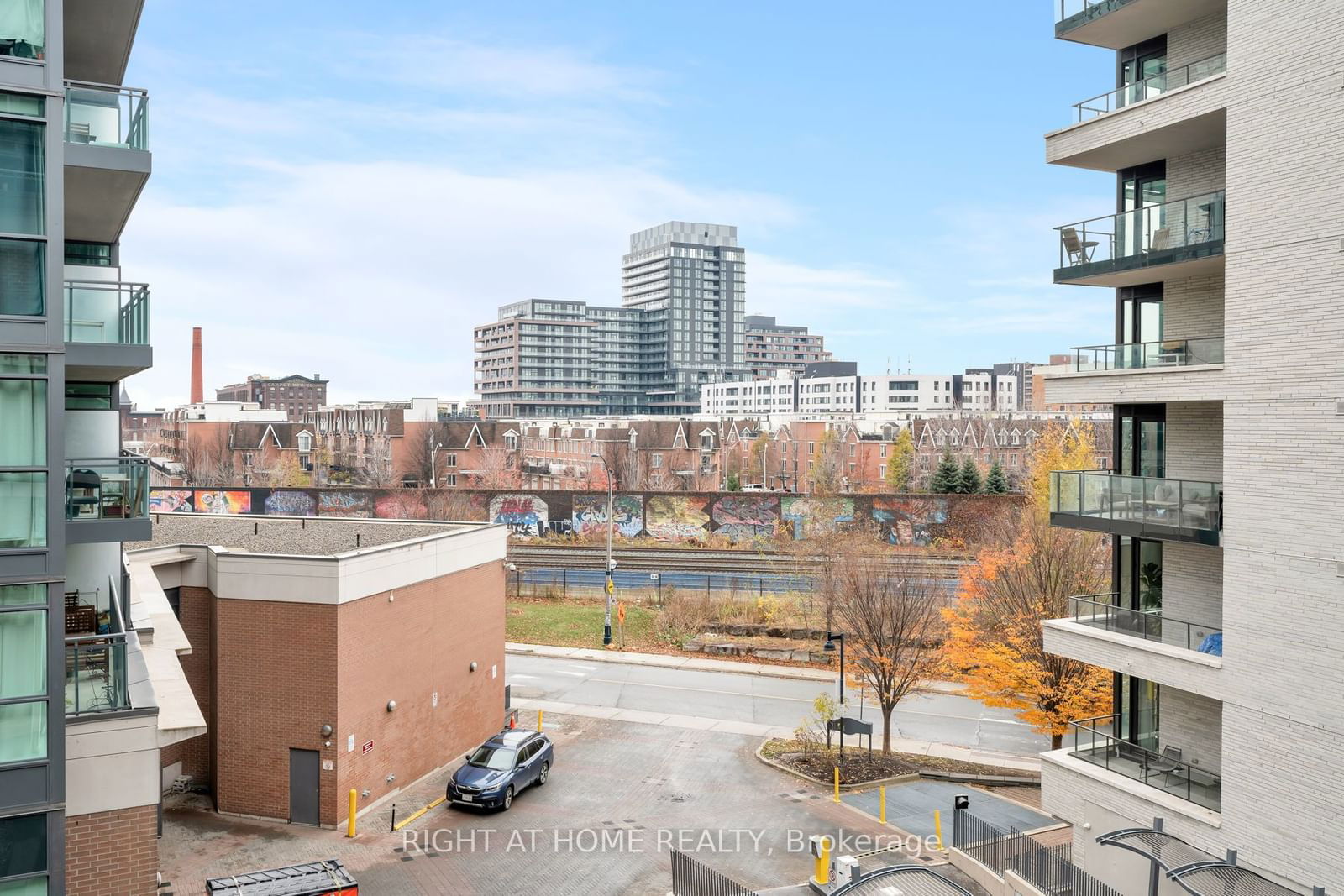 1169 Queen St W, unit 502 for sale