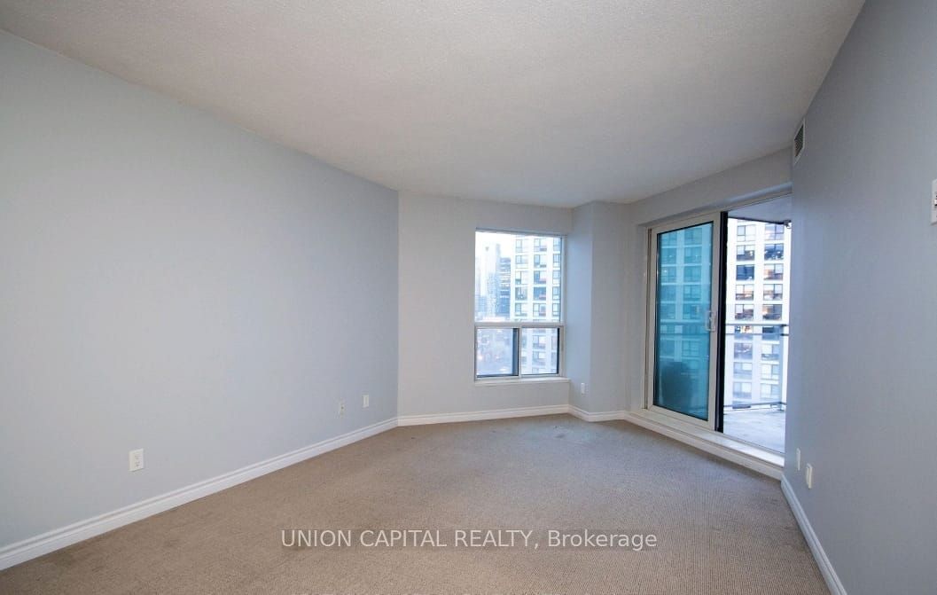 410 Queens Quay, unit 1210 for rent