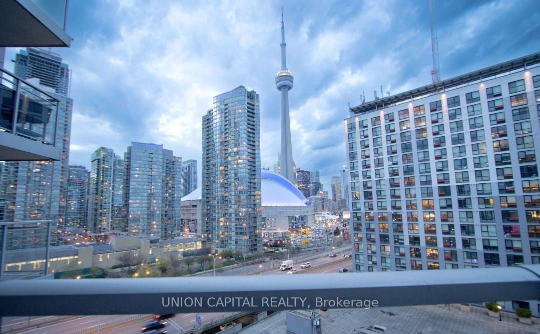 410 Queens Quay, unit 1210 for rent