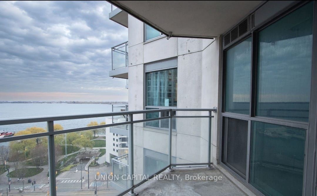 410 Queens Quay, unit 1210 for rent