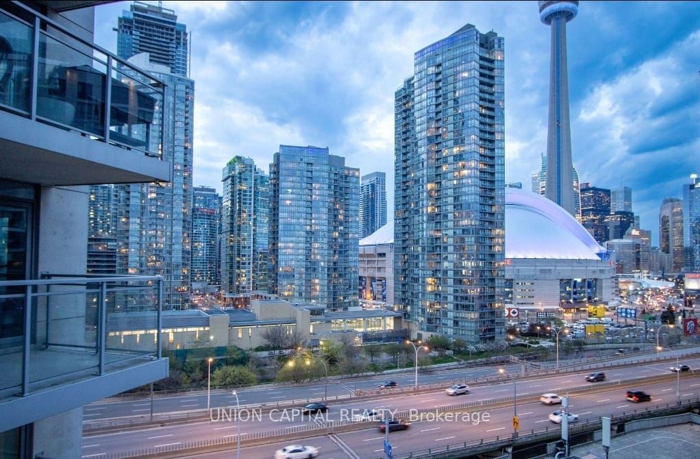 410 Queens Quay, unit 1210 for rent