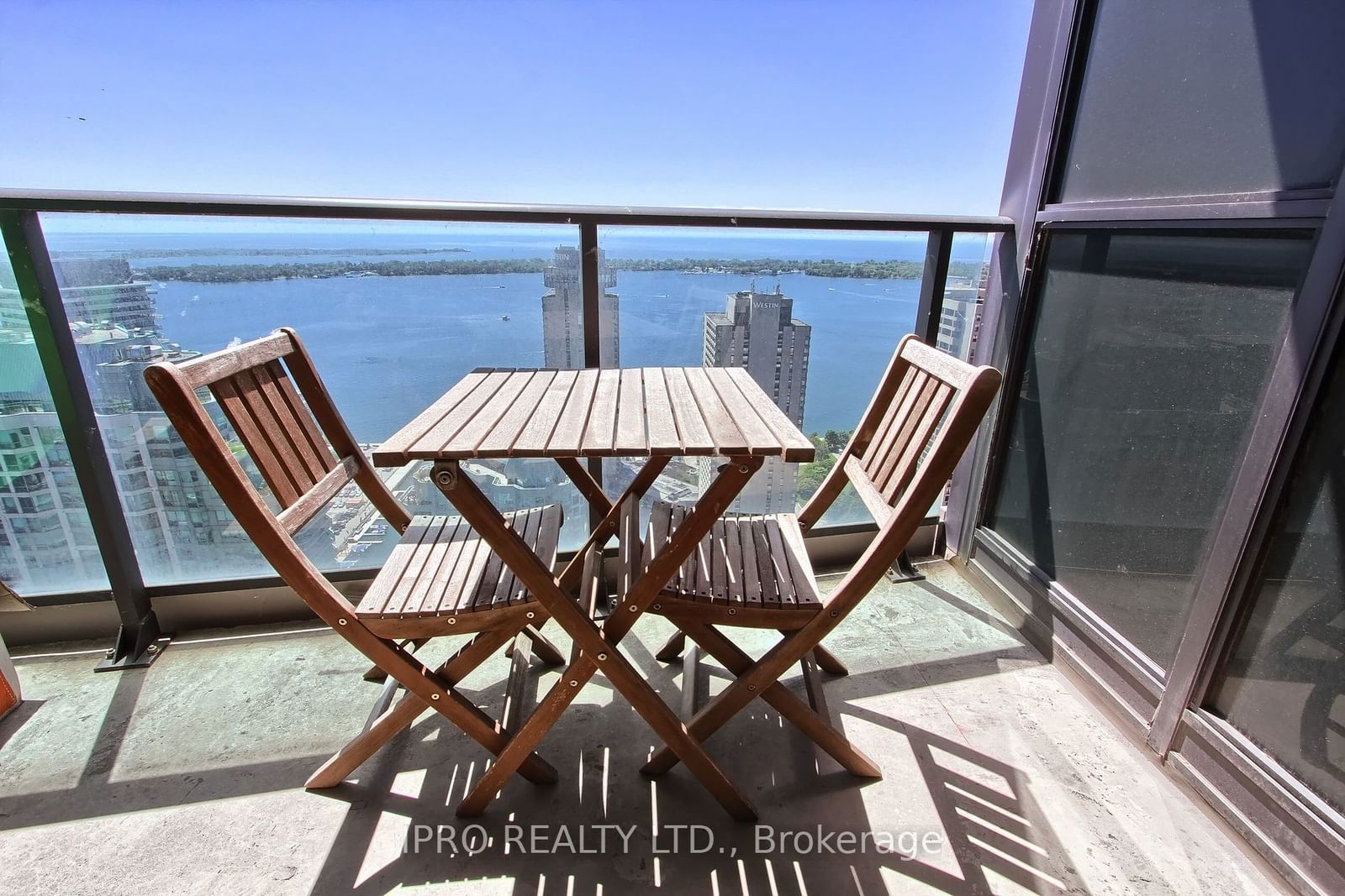 16 Harbour St, unit 4305 for sale