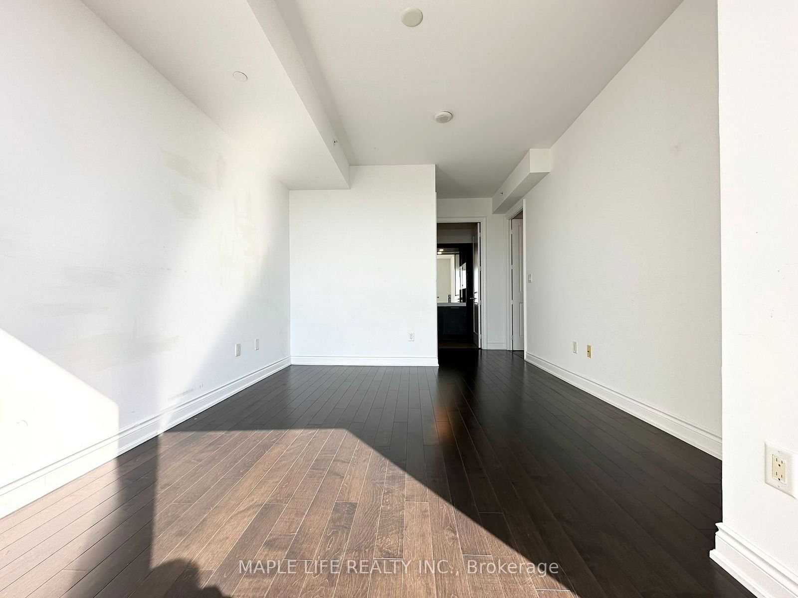 388 Yonge St, unit 6110 for rent