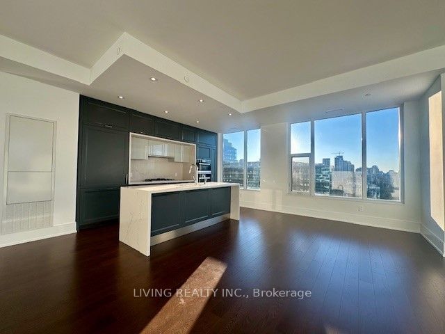 455 Wellington St W, unit 1010 for rent