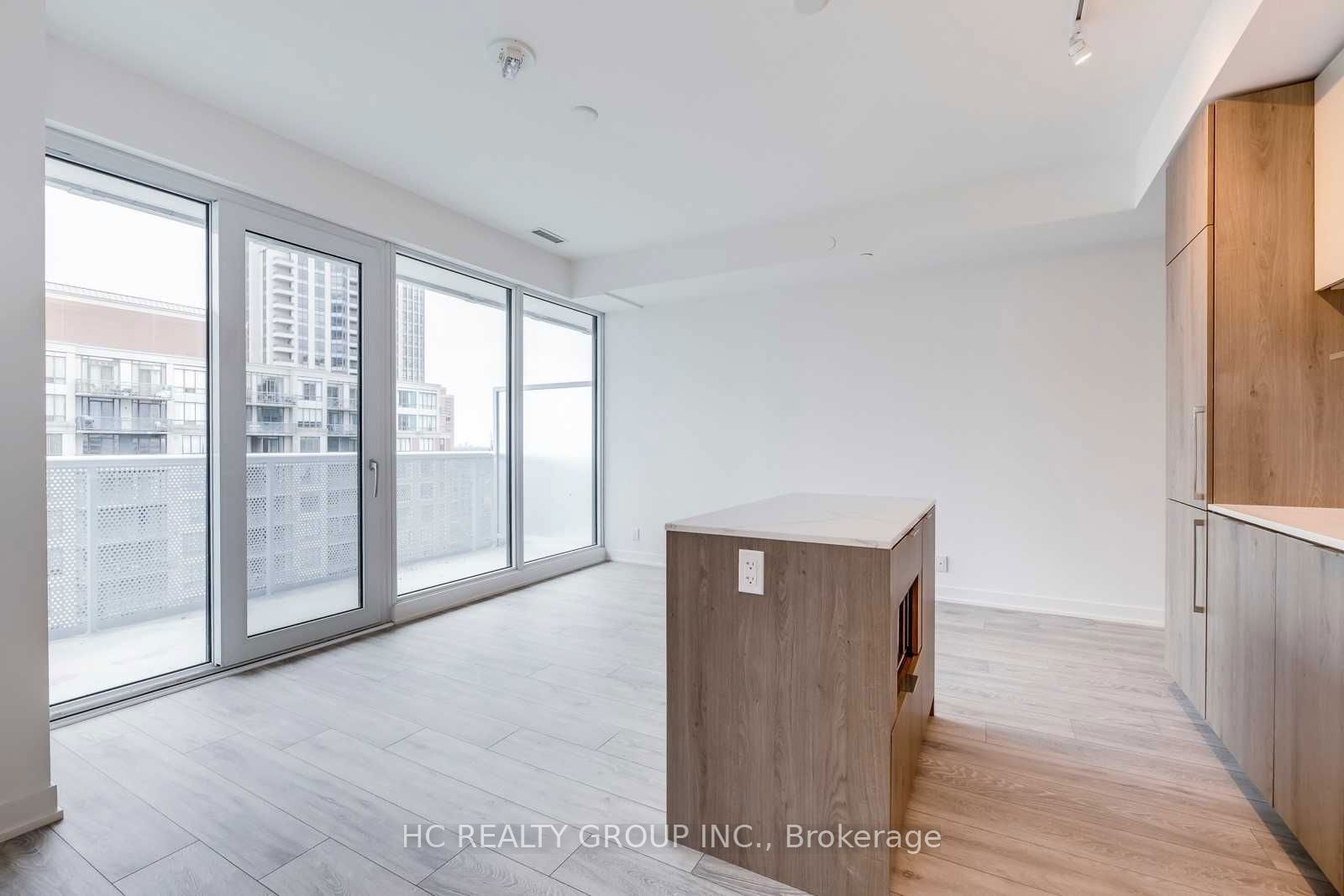 15 Holmes Ave, unit 1111 for rent