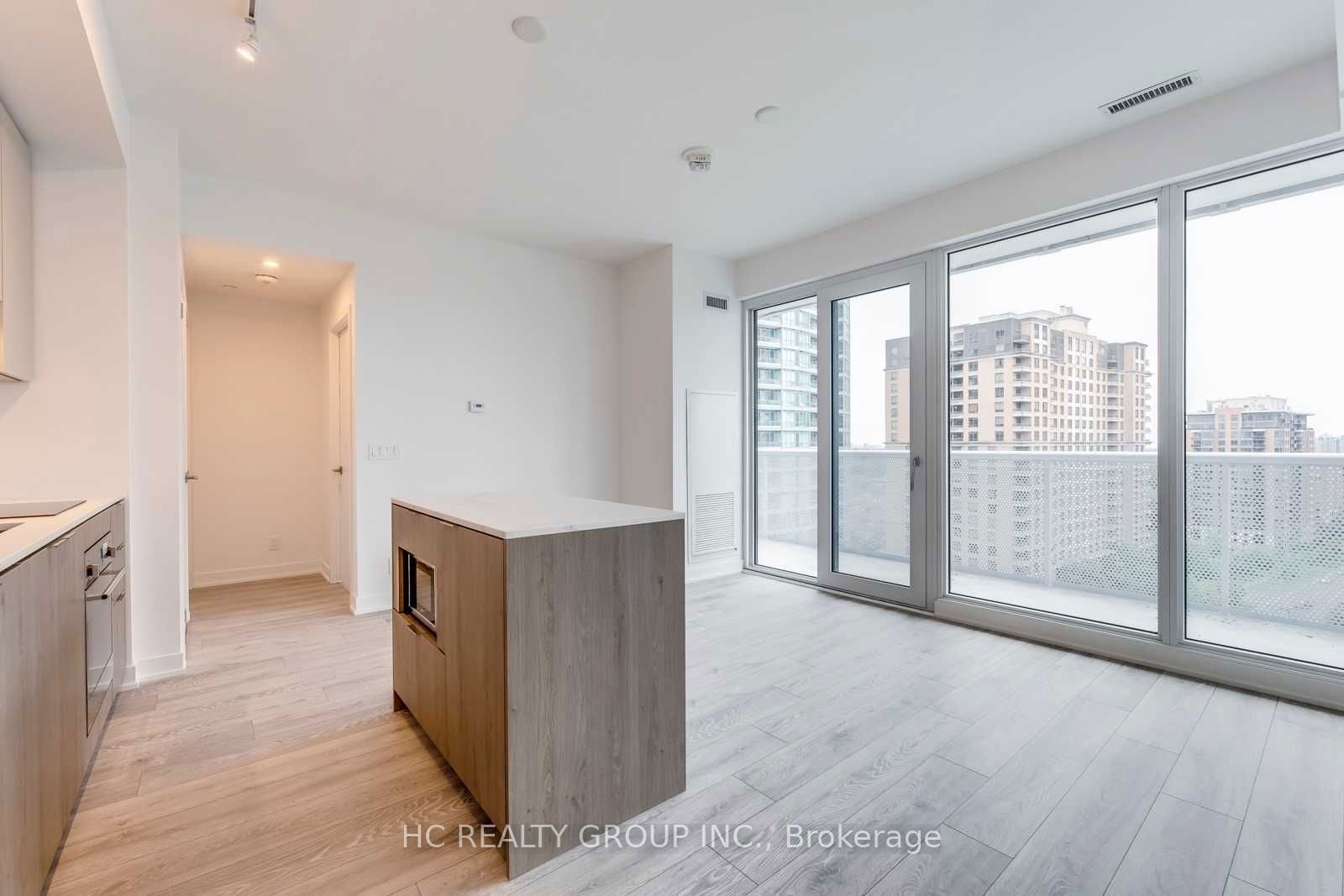 15 Holmes Ave, unit 1111 for rent