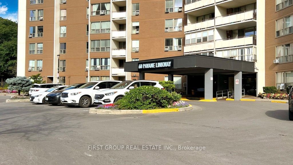 60 Pavane Linkway Way, unit 502 for sale