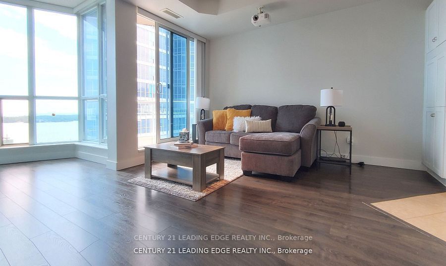 8 York St, unit 2011 for rent