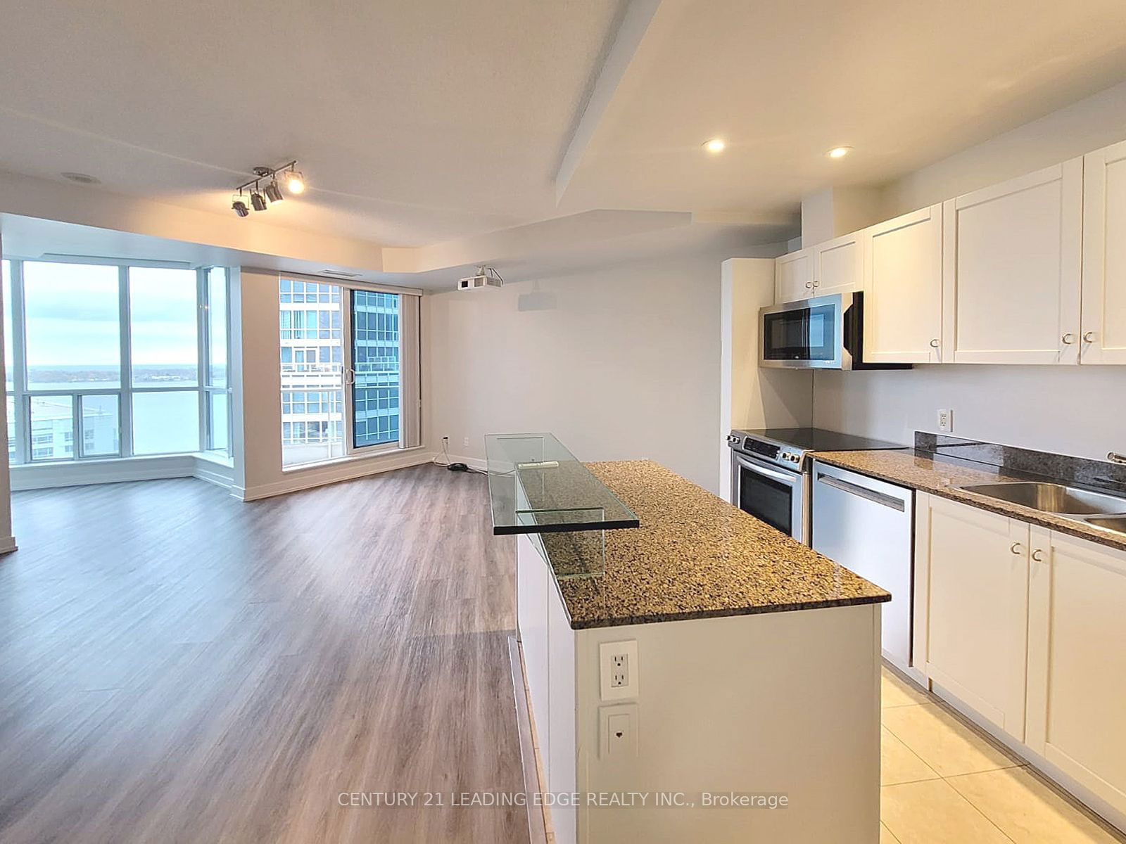 8 York St, unit 2011 for rent