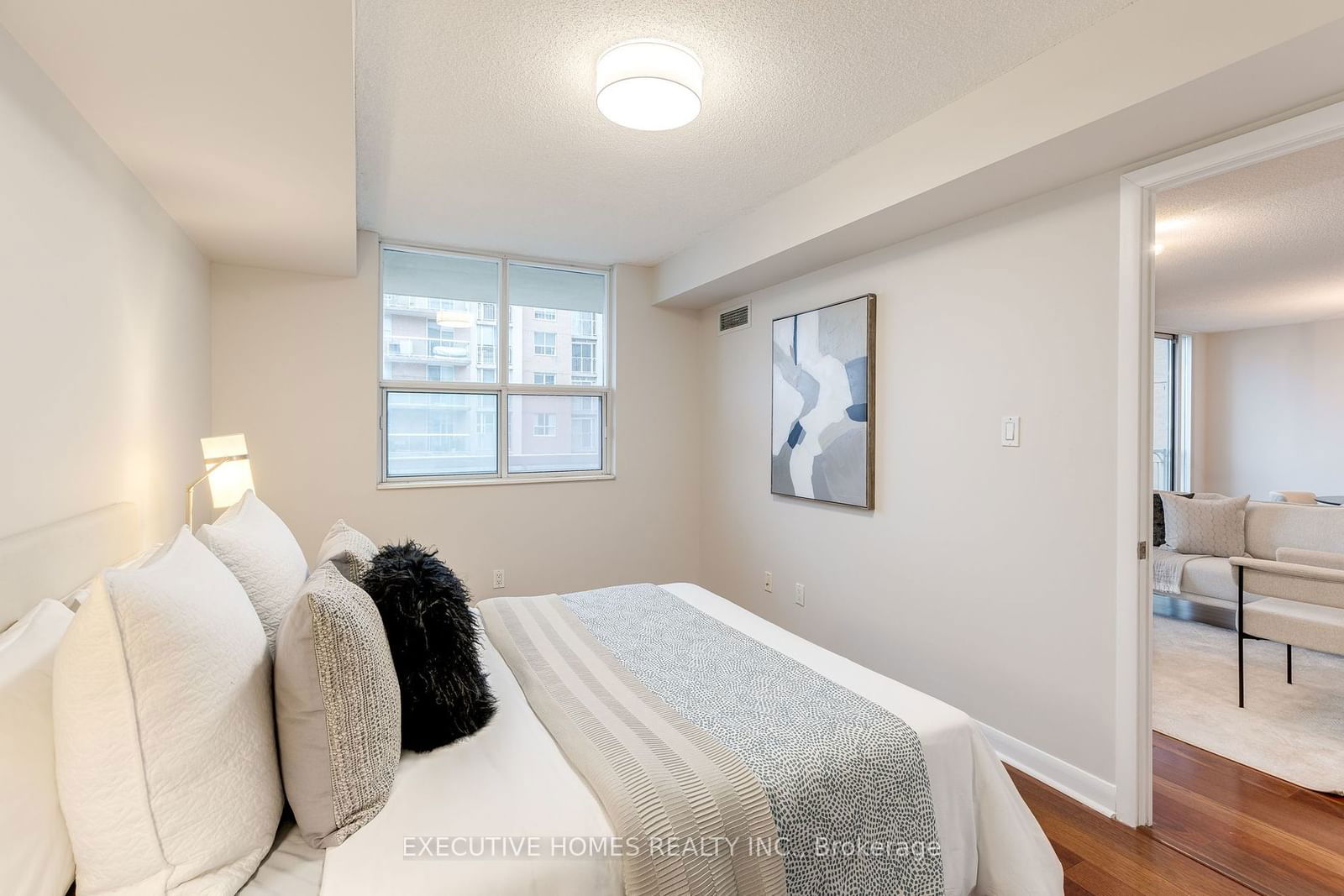 313 Richmond St E, unit 1150 for sale