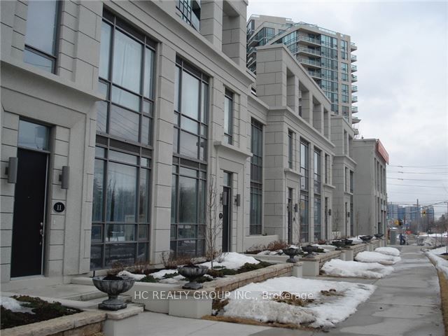 25 Greenview Ave, unit Th 33 for rent