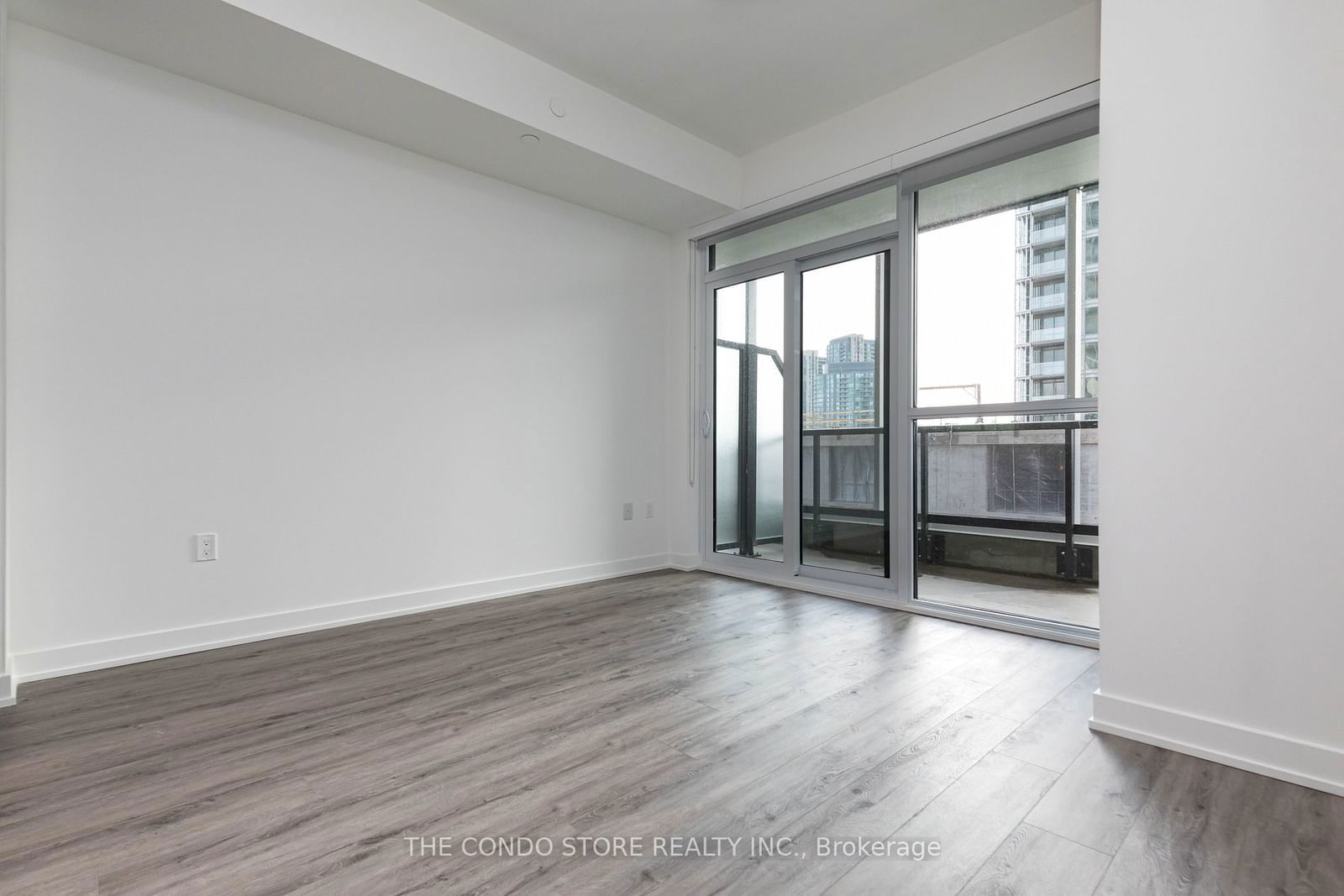 50 Ordnance St, unit 602 for sale