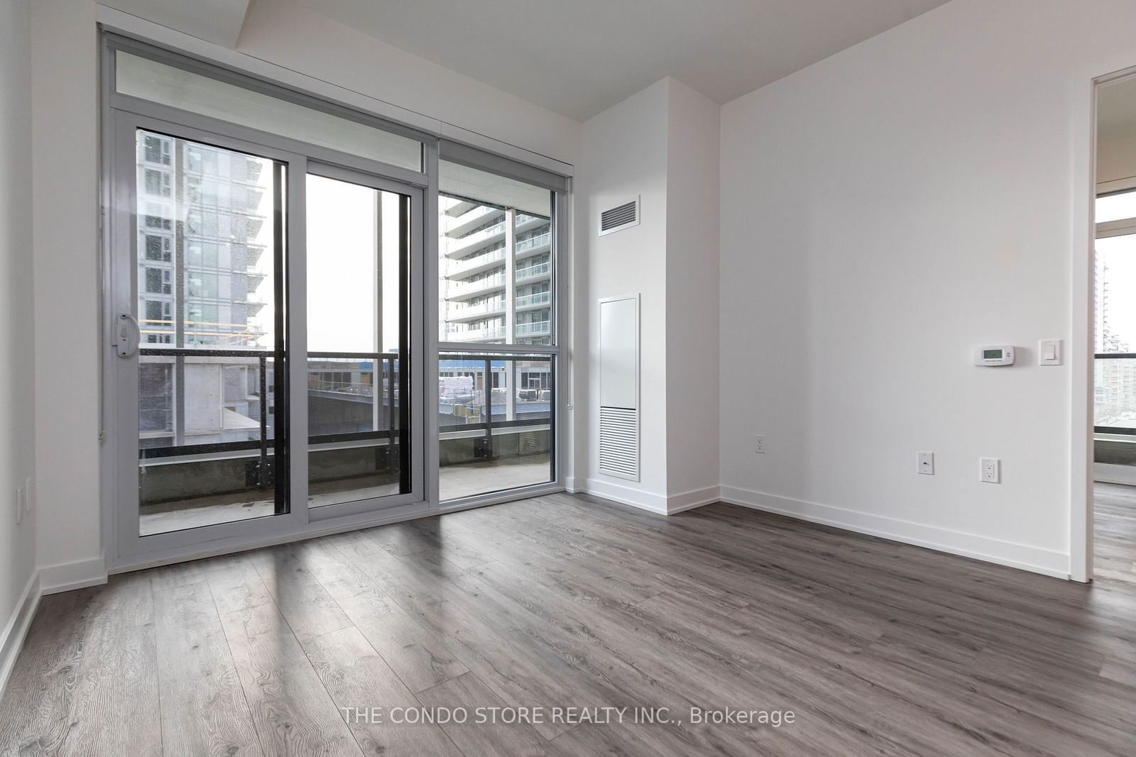 50 Ordnance St, unit 602 for sale