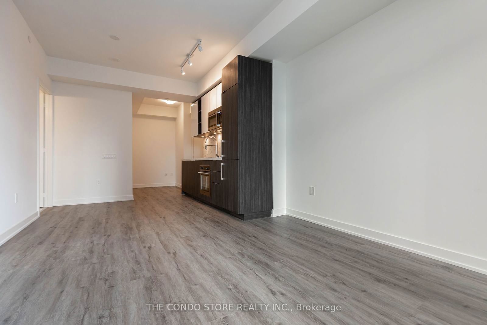 50 Ordnance St, unit 602 for sale