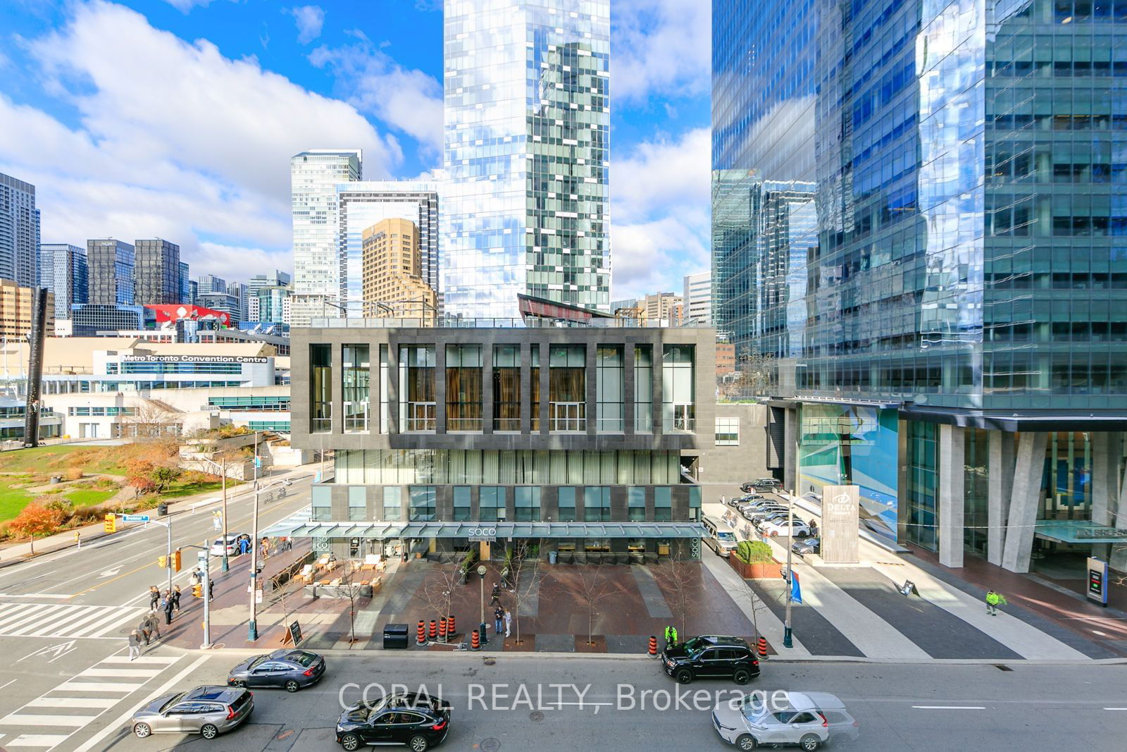 51 Lower Simcoe St, unit 620 for rent