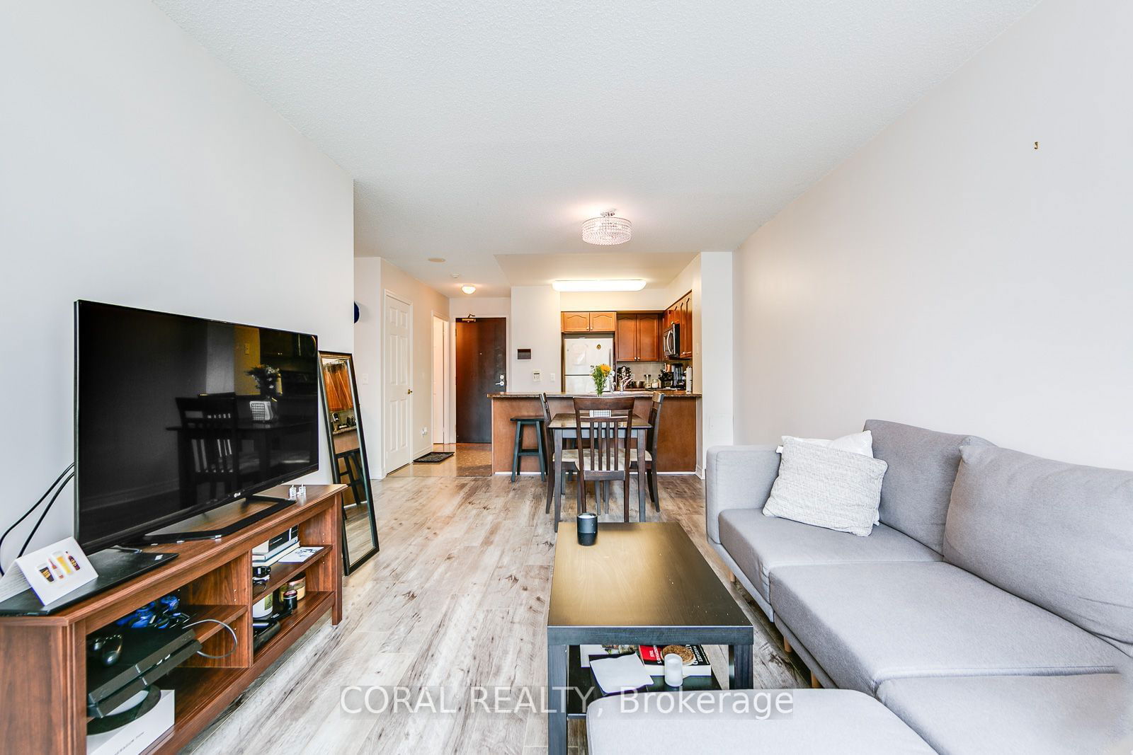 51 Lower Simcoe St, unit 620 for rent