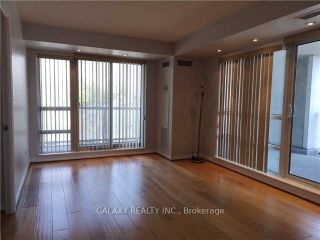 2035 Sheppard Ave E, unit 318 for rent