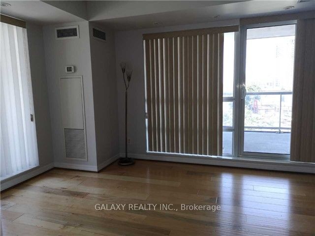 2035 Sheppard Ave E, unit 318 for rent