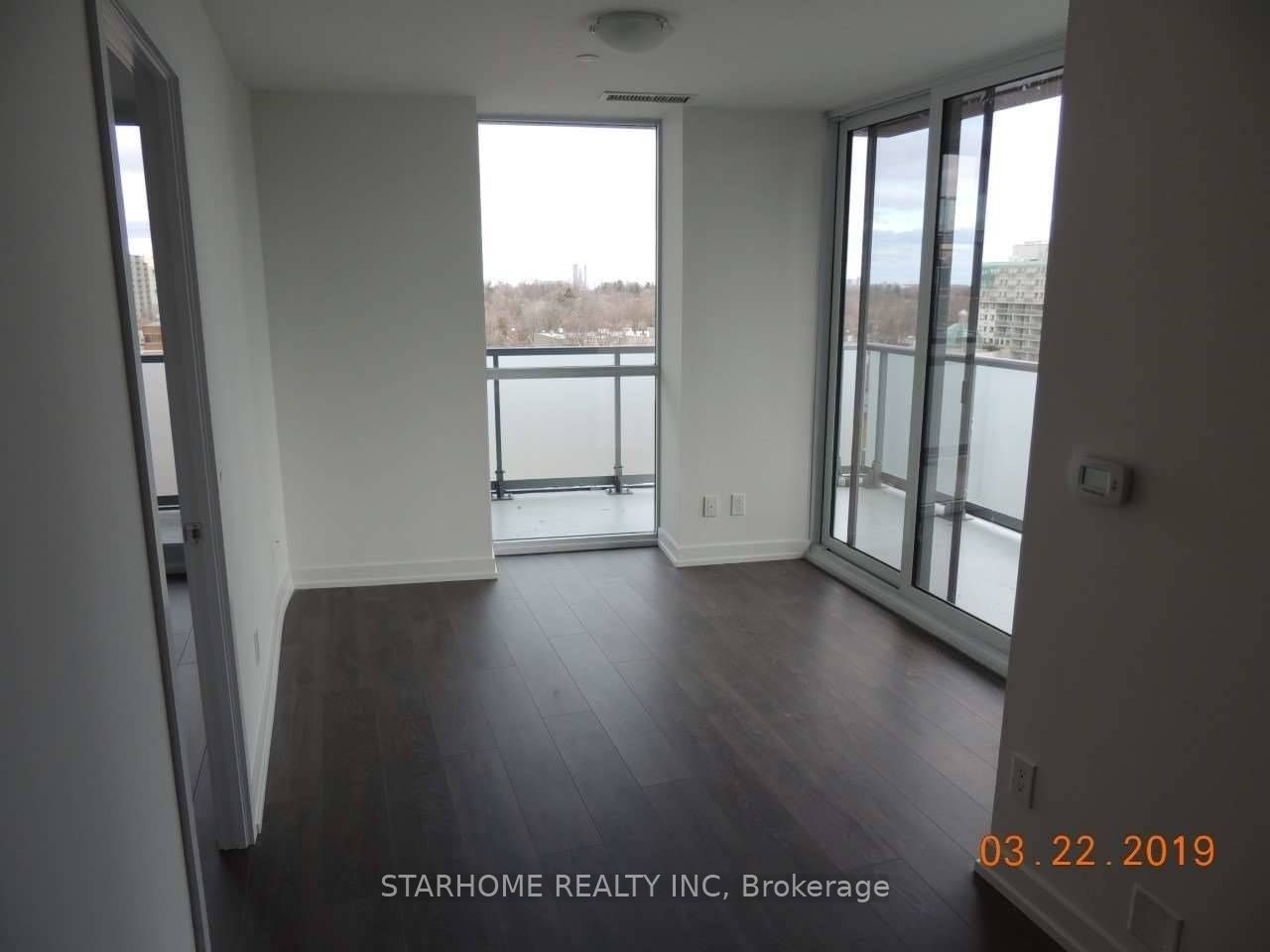 125 Redpath Ave, unit 715 for rent