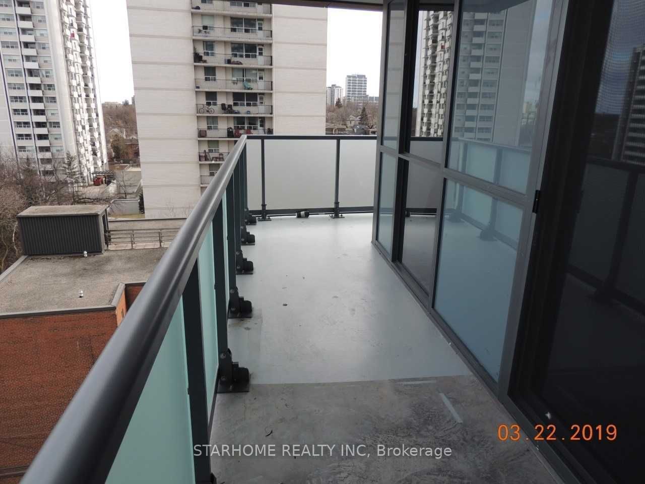 125 Redpath Ave, unit 715 for rent