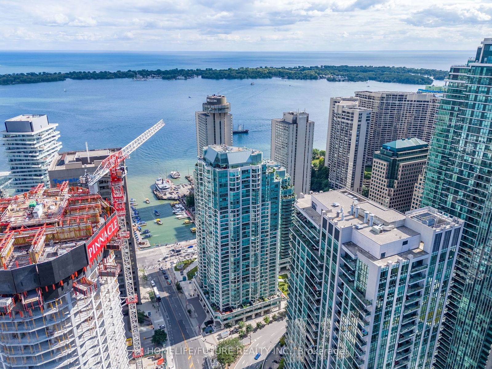 Residences of the World Trade Centre, Downtown, Toronto