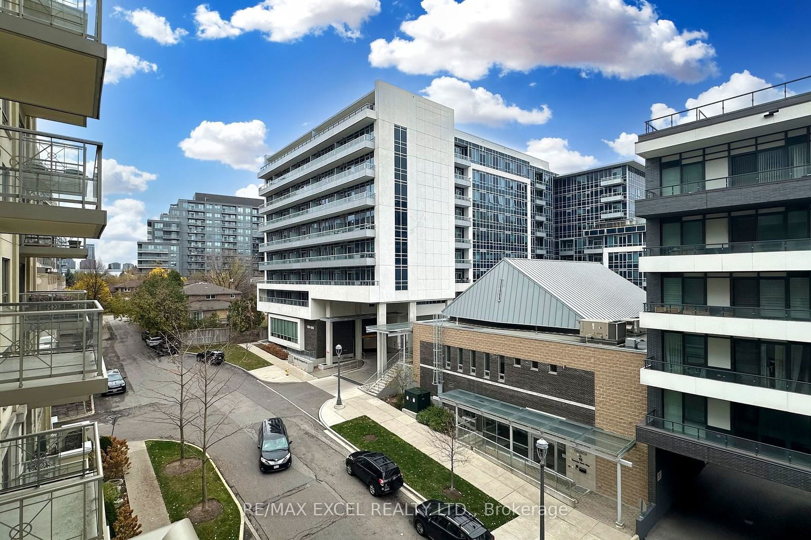 Claridges Condos, North York, Toronto