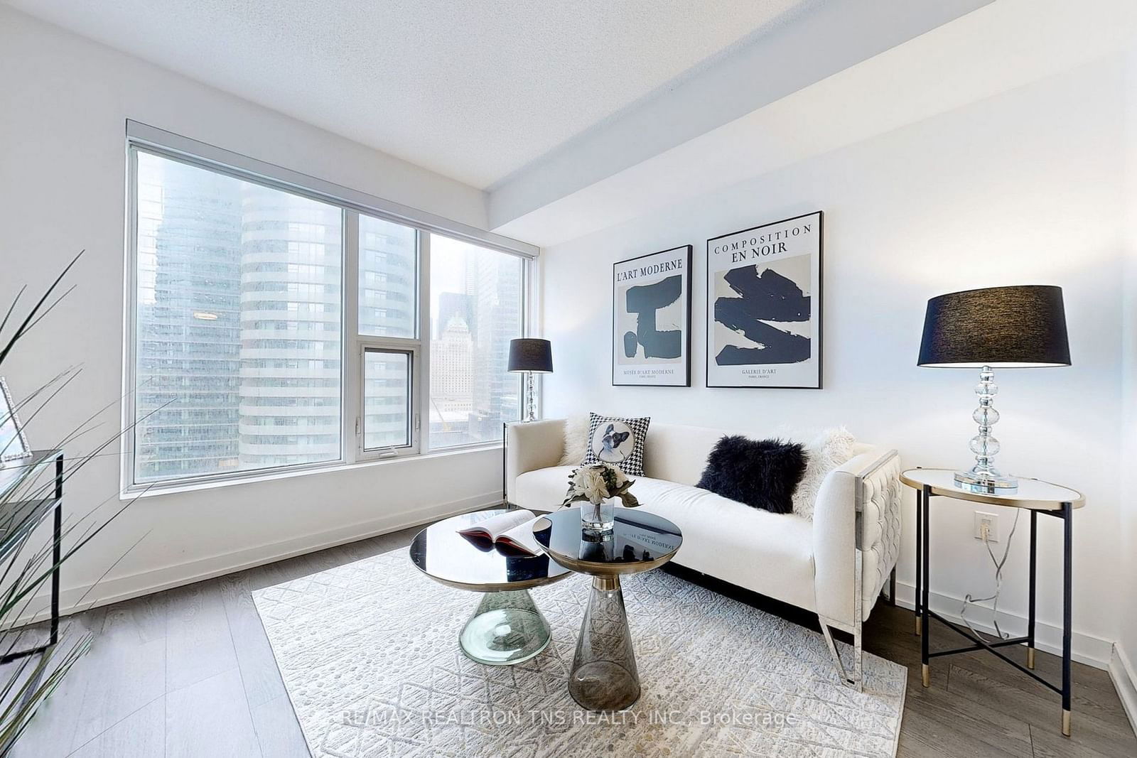 10 York St, unit 1502 for sale