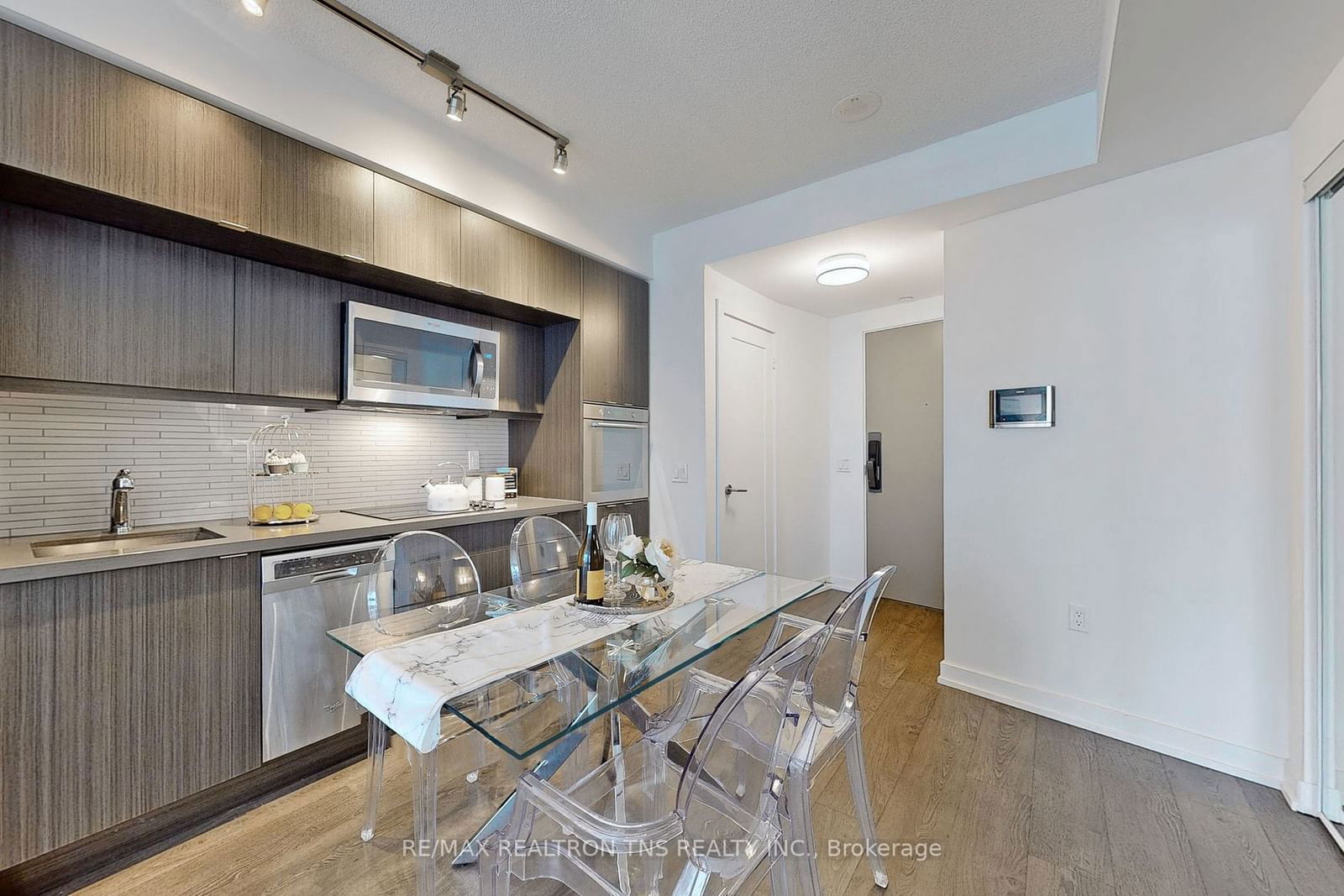 10 York St, unit 1502 for sale