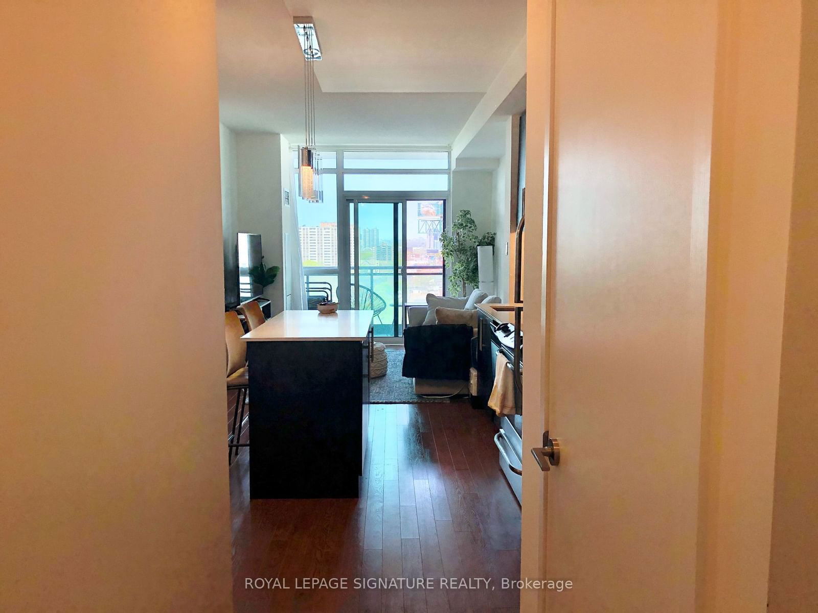 1171 Queen St W, unit 1601 for rent