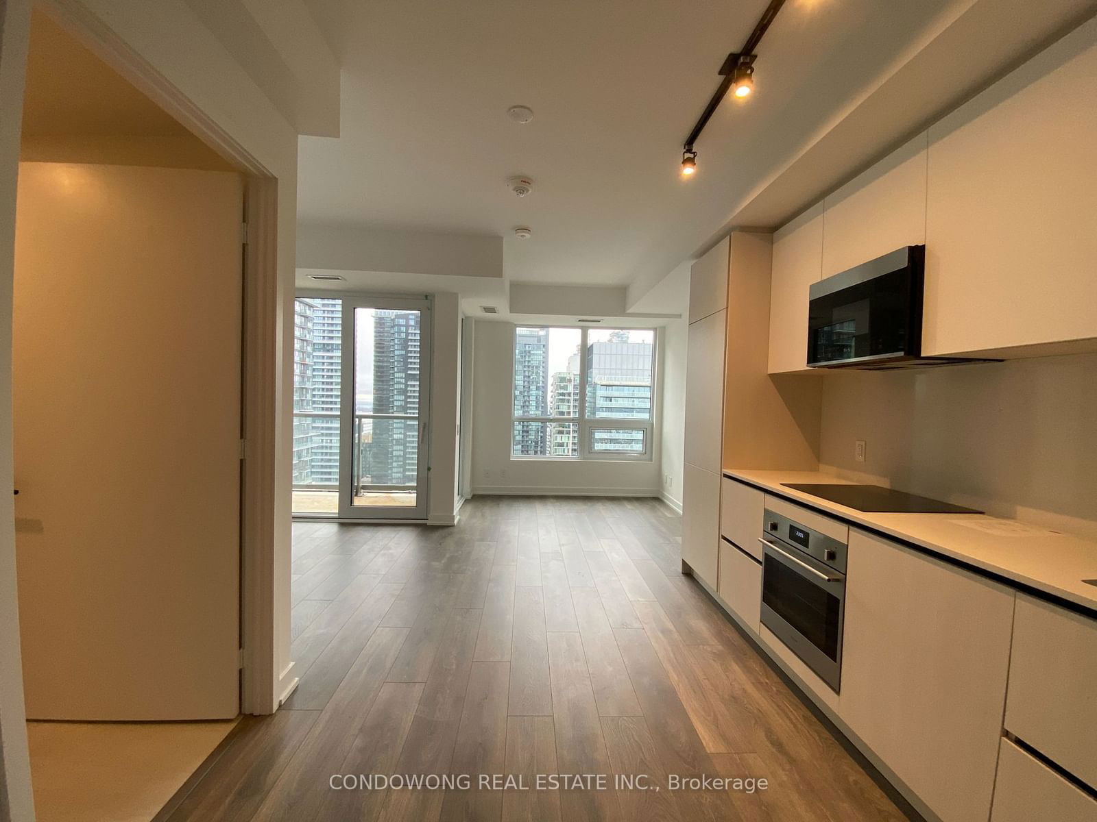 108 Peter St, unit 3309 for rent