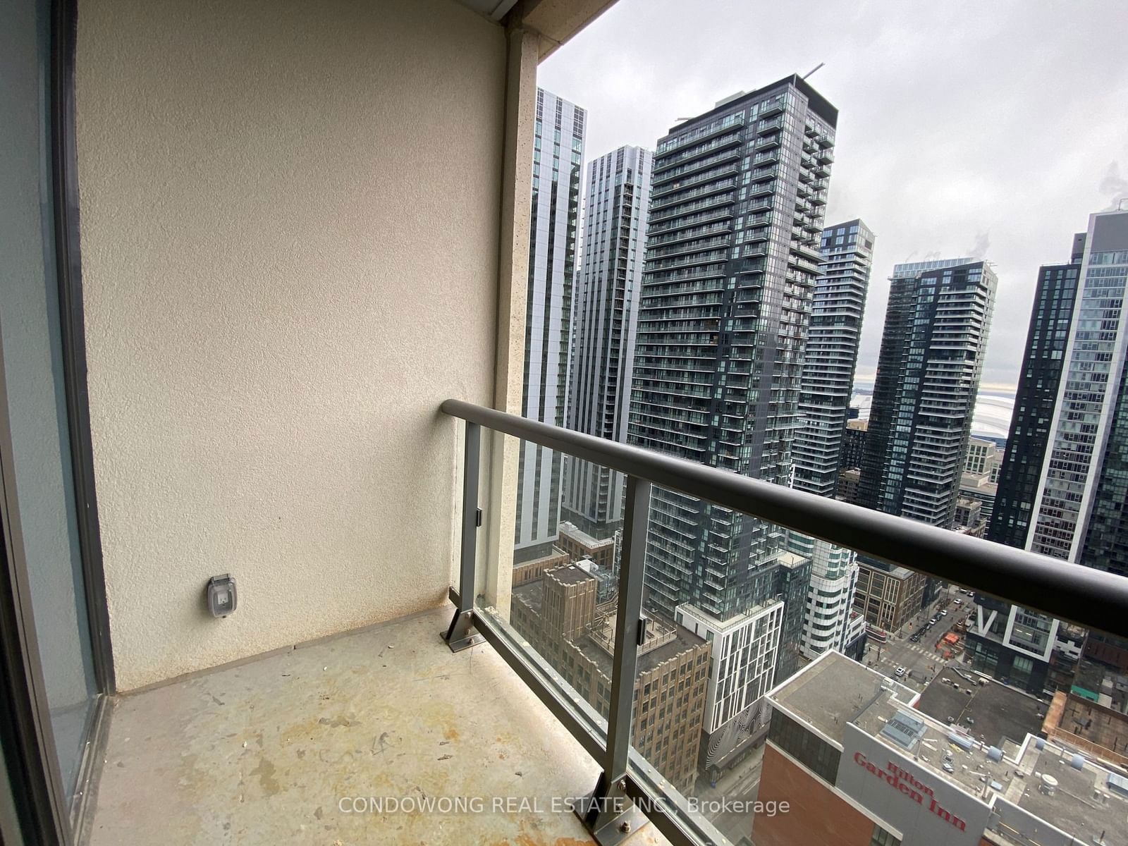 108 Peter St, unit 3309 for rent