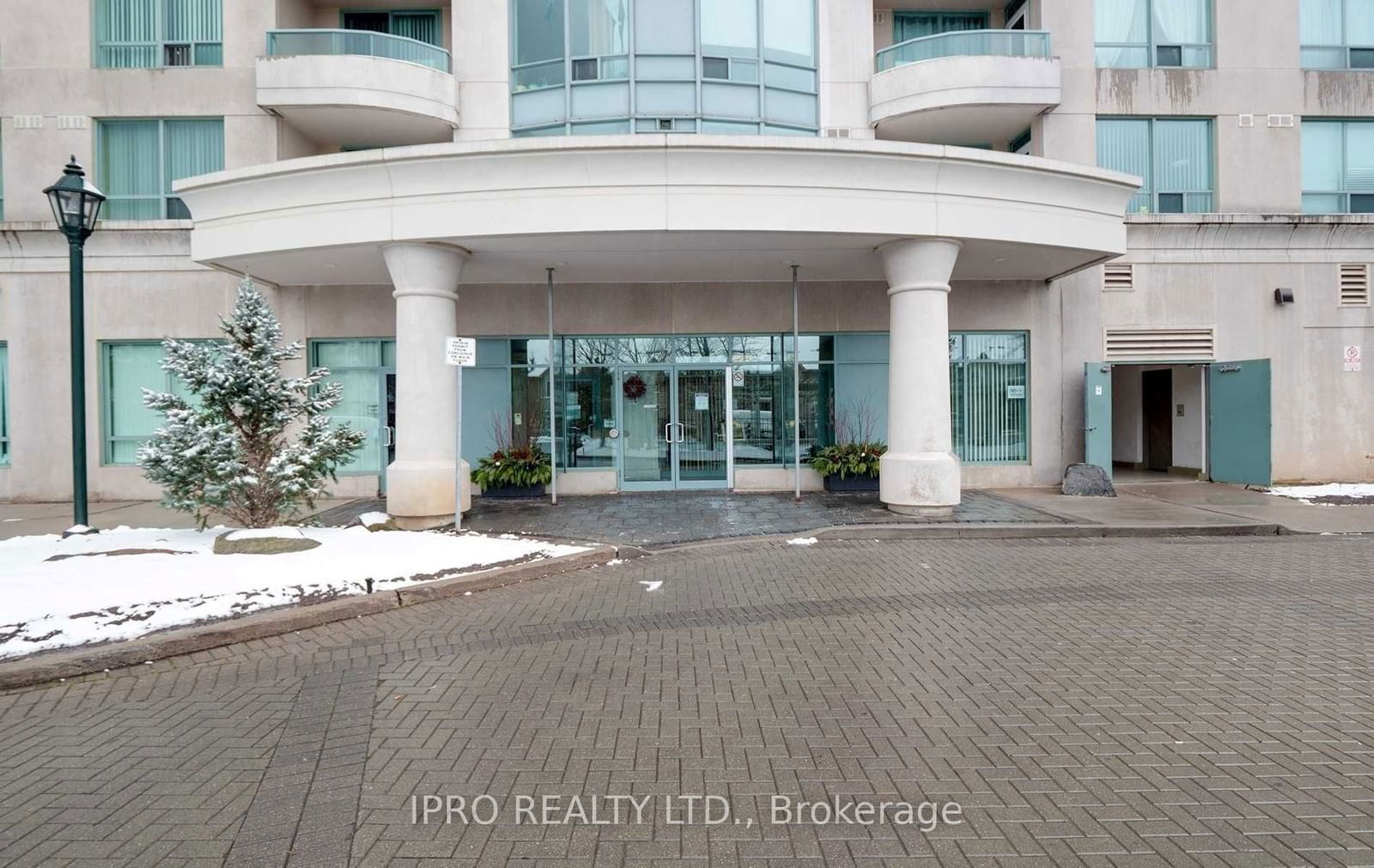 61 Town Centre Crt, unit 1707 for sale