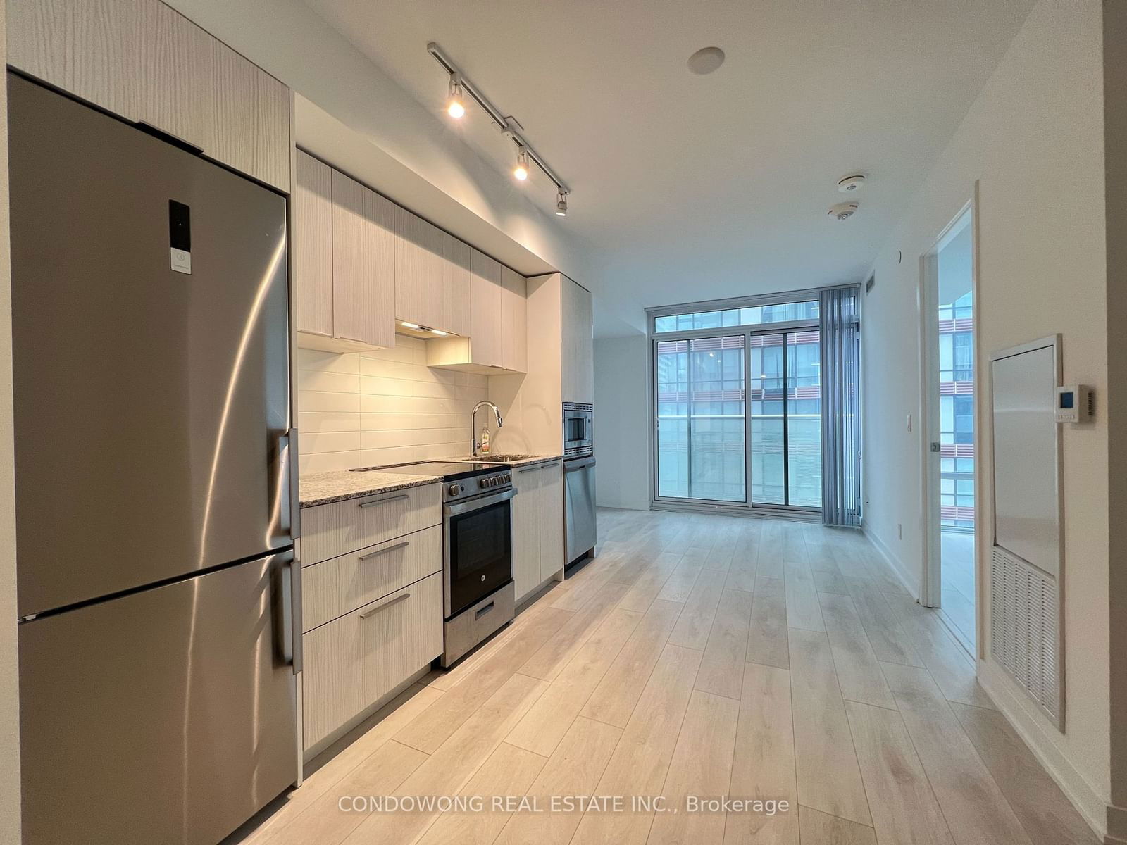 501 Yonge St, unit 1003 for rent