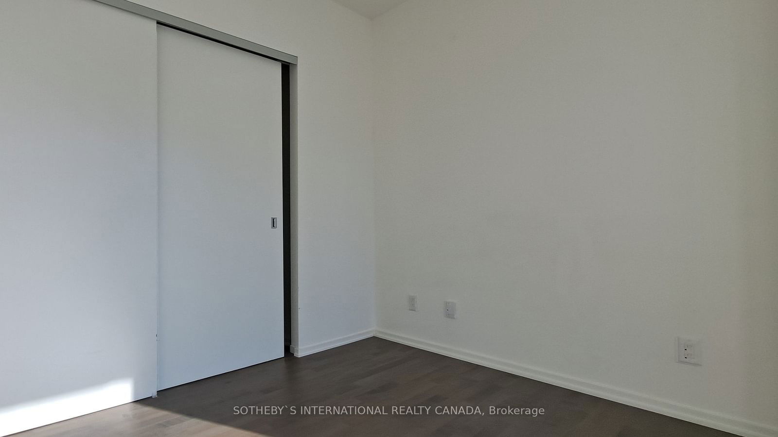 1 Bloor St E, unit 310 for rent