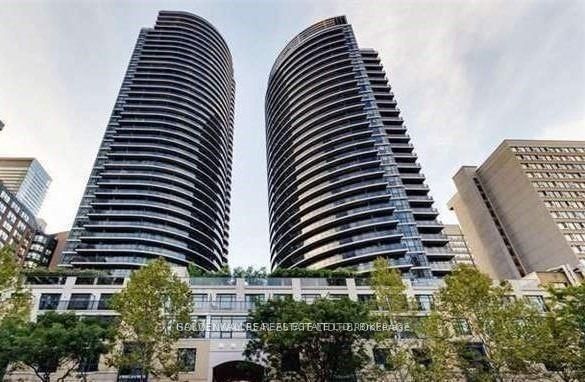 21 Carlton St, unit 1608 for rent