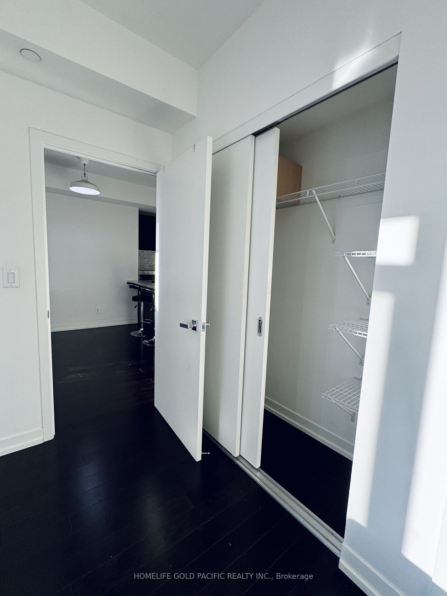 21 Widmer St, unit 3501 for rent